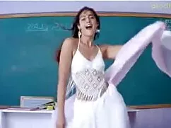 Đồ mông cứng vay len chich nhau