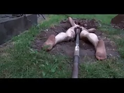 Nô lệ thâm nhập bởi phụ nữ và cửa sổ của clip quay len thu dam mình nộm